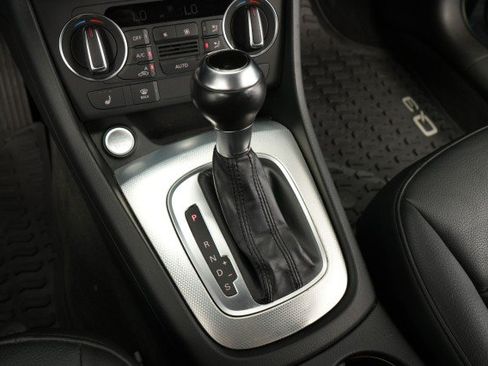 Used 2016 Audi Q3 2.0T Prestige w/ Prestige Package AWD/4WD image 46
