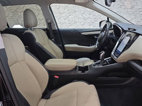 Used 2023 Subaru Outback Limited AWD/4WD image 9