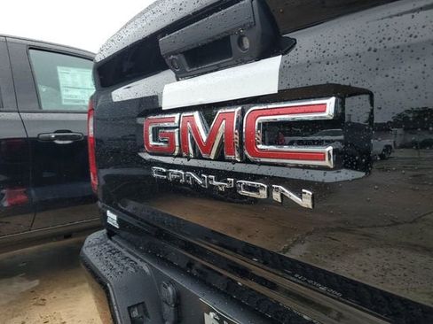 New 2026 GMC Canyon AT4 AWD/4WD image 7