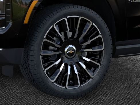 New 2026 Chevrolet Suburban High Country AWD/4WD image 9