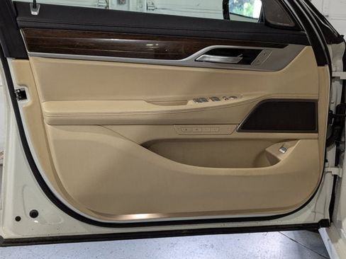 Used 2020 BMW 740i w/ Cold Weather Package image 17