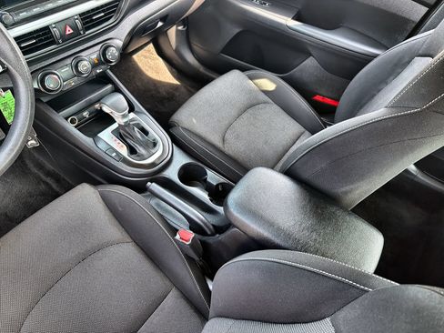 Used 2024 Kia Forte LXS FWD image 20