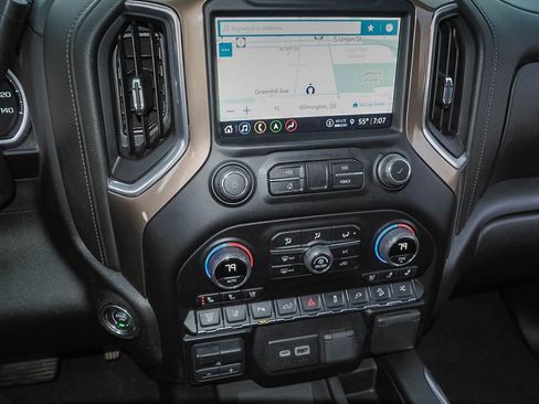 Certified 2023 Chevrolet Silverado 2500 High Country w/ Technology Package AWD/4WD image 12