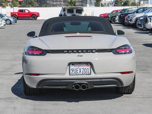 Used 2025 Porsche 718 Boxster RWD image 8