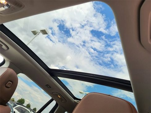 Used 2024 Mercedes-Benz GLS 450 4MATIC image 8