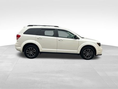 Used 2018 Dodge Journey SE w/ Connectivity Group image 6