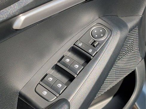 New 2026 Kia Seltos LX image 21