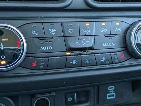 Used 2023 Ford Maverick Tremor image 31