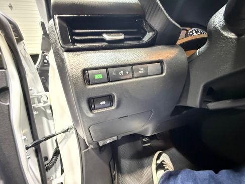 Used 2025 Nissan Sentra SV w/ All-Weather Package image 12