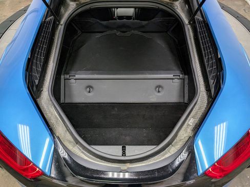 Used 2016 BMW i8 image 16
