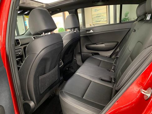 Used 2022 Kia Sportage Nightfall Edition AWD/4WD image 12