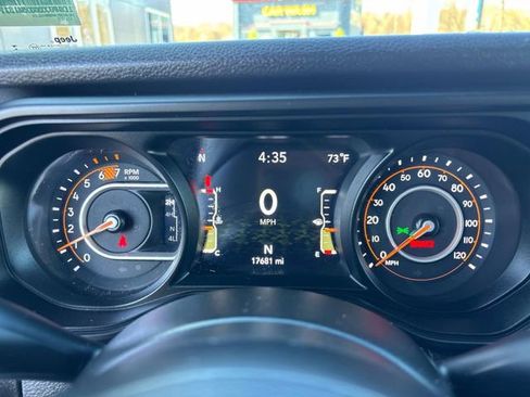Used 2024 Jeep Wrangler Sport S AWD/4WD image 16