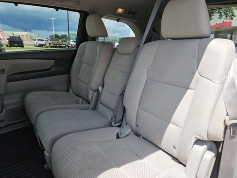 Used 2016 Honda Odyssey EX image 18