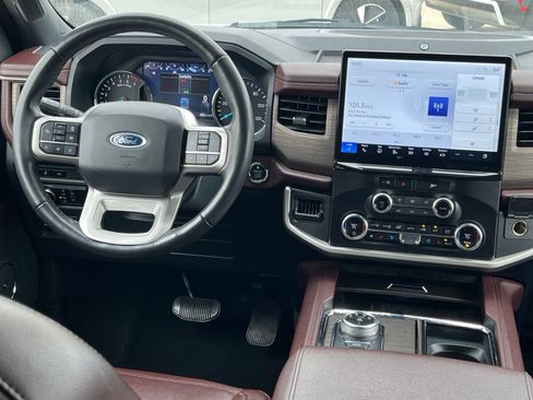 Used 2024 Ford Expedition Max Limited image 23