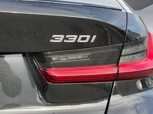 Used 2026 BMW 330i Sedan w/ M Sport Package image 12