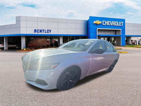 Used 2022 Honda Accord Sport Special Edition image 2