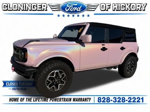 Used 2023 Ford Bronco Outer Banks AWD/4WD image 1