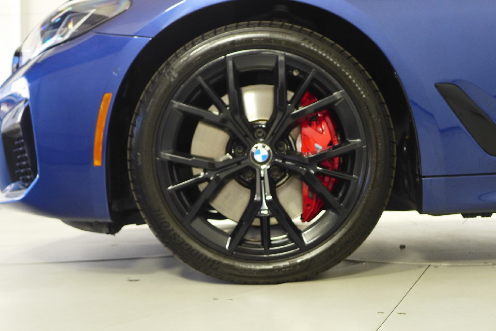 Certified 2023 BMW 540i w/ M Sport Package RWD image 5