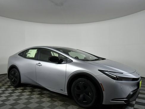 New 2026 Toyota Prius LE image 9