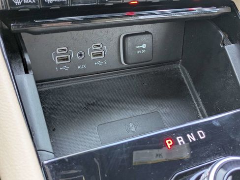 Used 2023 Jeep Grand Cherokee L Limited w/ Luxury Tech Group II RWD image 26