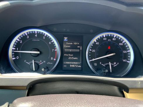Used 2017 Toyota Highlander Limited FWD image 26
