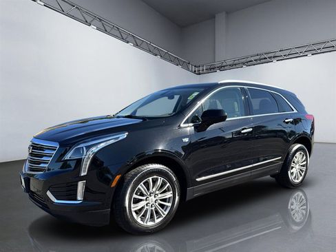 Used 2017 Cadillac XT5 Luxury w/ LPO, Wheel Lock Package AWD/4WD image 11