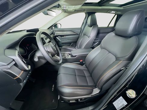 Certified 2026 MAZDA CX-50 AWD 2.5 Hybrid w/ Premium Pkg image 15