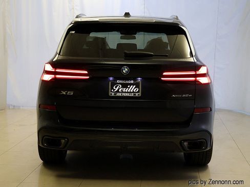 New 2026 BMW X5 xDrive50e w/ M Sport Package AWD/4WD image 7