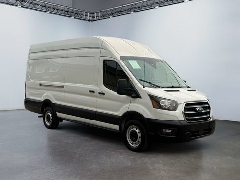 Used 2025 Ford Transit 250 148 High Roof Extended RWD image 3
