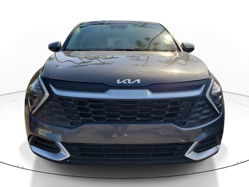 Used 2025 Kia Sportage LX image 2