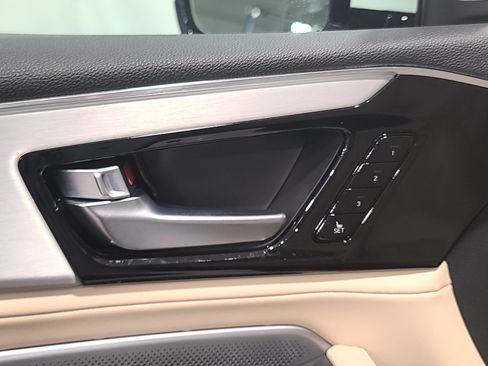 Used 2026 Acura MDX SH-AWD w/ Technology Package image 19