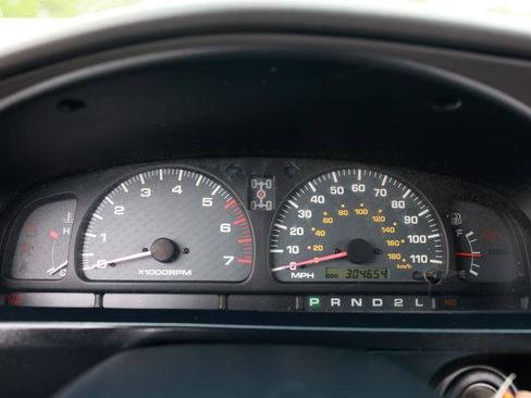 Used 2001 Toyota 4Runner SR5 image 27