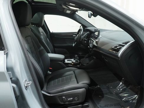 Used 2024 BMW X4 M40i w/ Premium Package image 12
