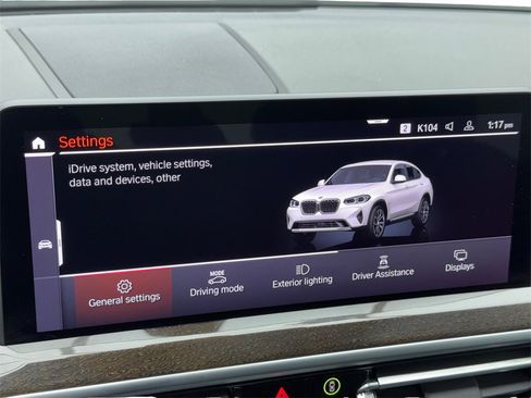 Used 2024 BMW X4 xDrive30i image 25