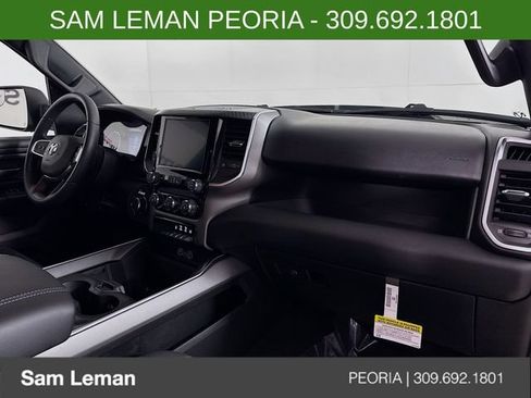 New 2026 RAM 1500 Express AWD/4WD image 26