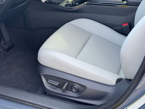 New 2026 Toyota Prius XLE image 17