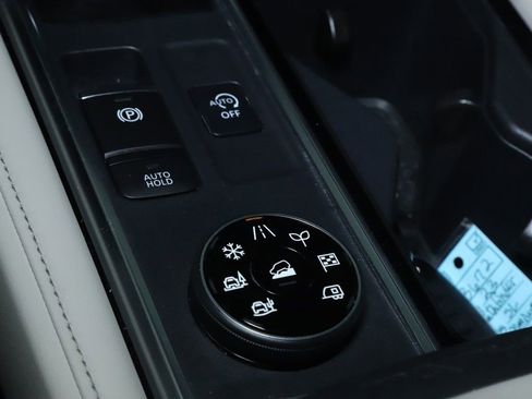 Certified 2023 Nissan Pathfinder SL w/ SL Premium Package image 31