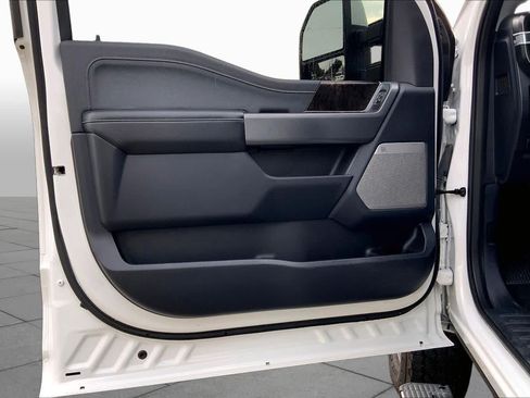 Used 2023 Ford F250 Lariat w/ Lariat Ultimate Package AWD/4WD image 20