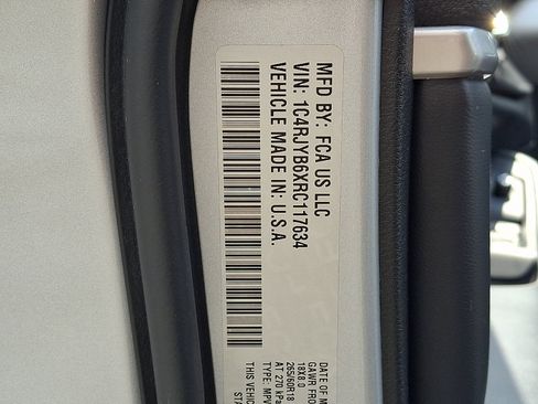 Used 2024 Jeep Grand Cherokee Limited 4xe AWD/4WD image 27
