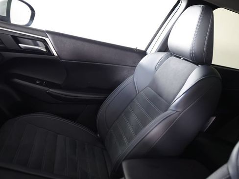 Used 2024 Mitsubishi Outlander SE FWD image 38