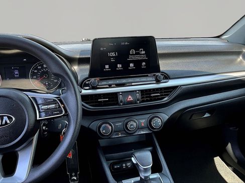 Used 2021 Kia Forte LXS FWD image 9
