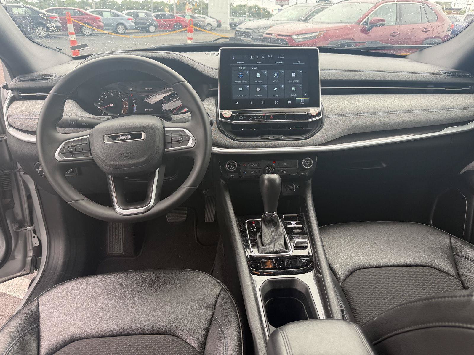 Used 2024 Jeep Compass Latitude AWD/4WD image 15