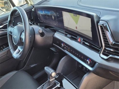 Certified 2024 Kia Sportage SX image 11