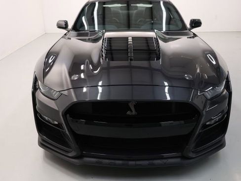 Used 2022 Ford Mustang Shelby GT500 w/ Technology Package RWD image 59