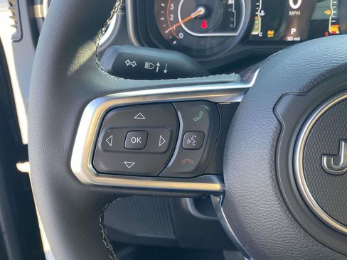 New 2026 Jeep Wrangler Unlimited Sahara AWD/4WD image 19