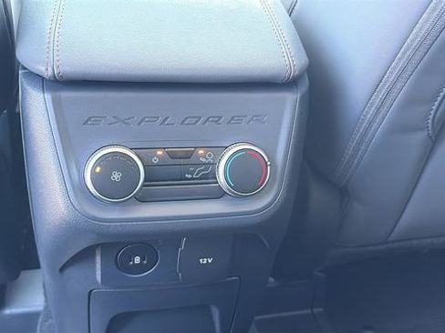 New 2026 Ford Explorer Active w/ Active Comfort Package AWD/4WD image 16