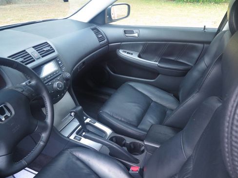Used 2003 Honda Accord EX image 10