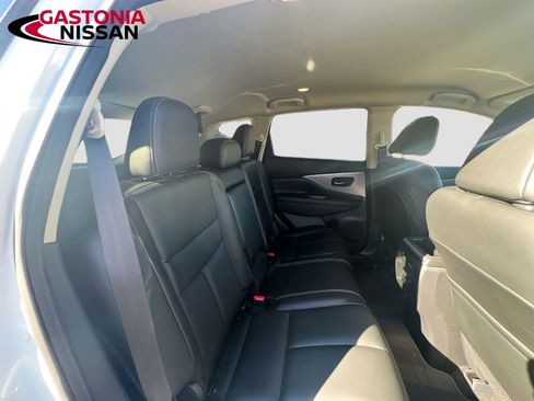 Used 2024 Nissan Murano SV w/ SV Midnight Edition Package image 36