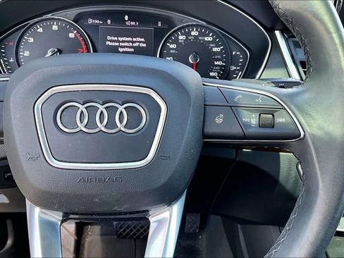 Used 2023 Audi Q5 2.0T Premium w/ Convenience Package AWD/4WD image 12
