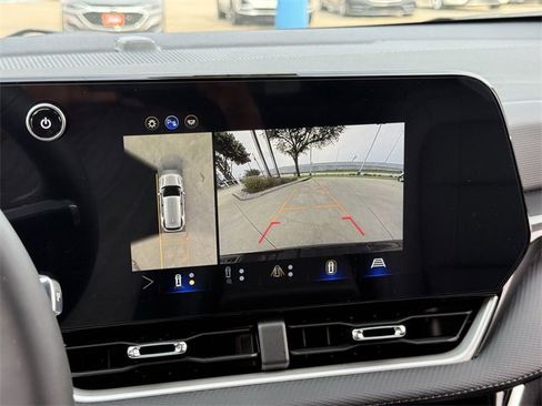 New 2026 Chevrolet Equinox LT w/ Convenience Package II image 16